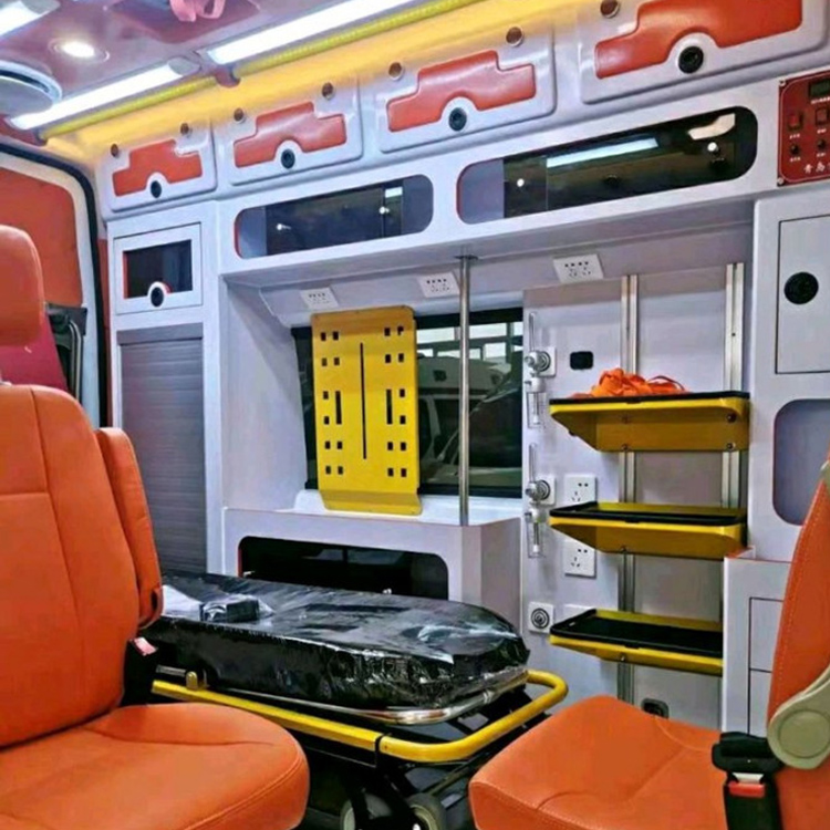 麻山长途救护车护送病人租赁价格